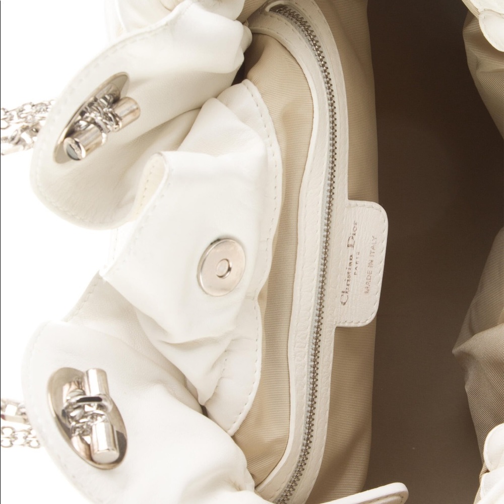Christian Dior
Le Trente Bag - Picture 13 of 14